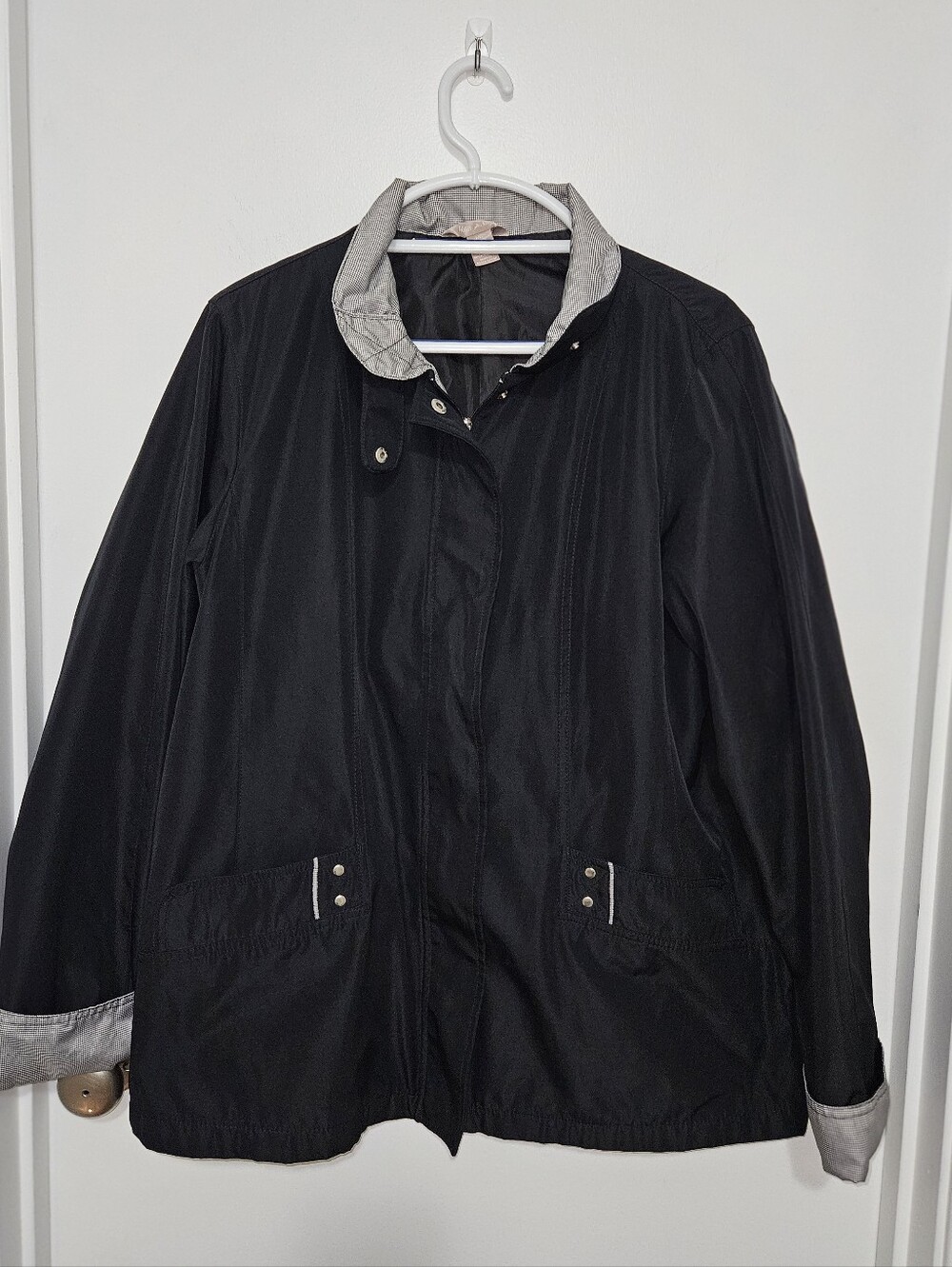 White Stag Black Lightweight Raincoat with Gray Trim Womens Large